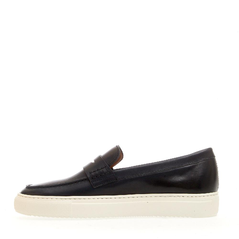 Sorelle Perego slipon pelle blu fondo bianco Outlet