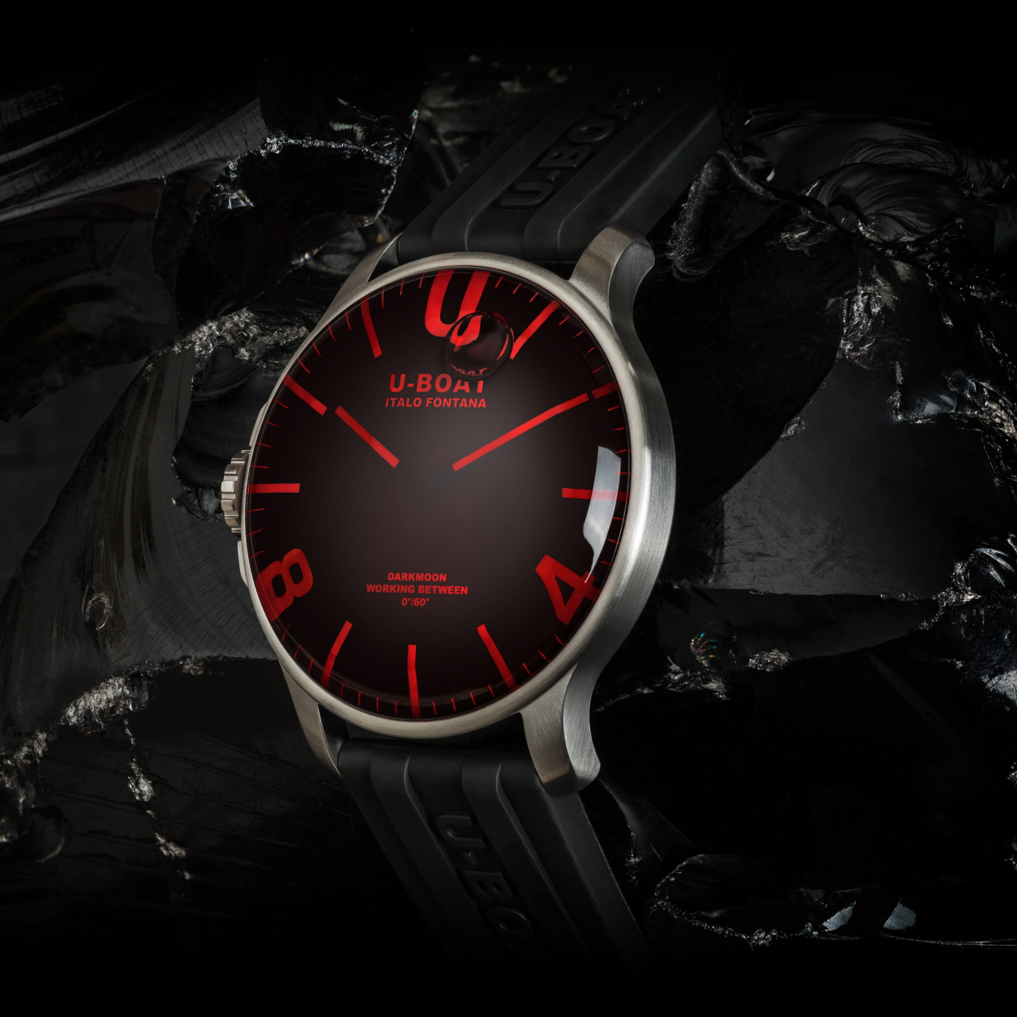 U Boat DARKMOON 44MM RED GLASS SS Economico