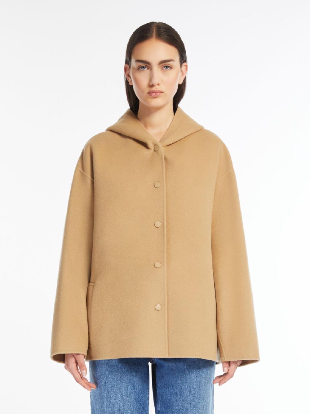 Weekend Cappotto in lana con cappuccio In Linea