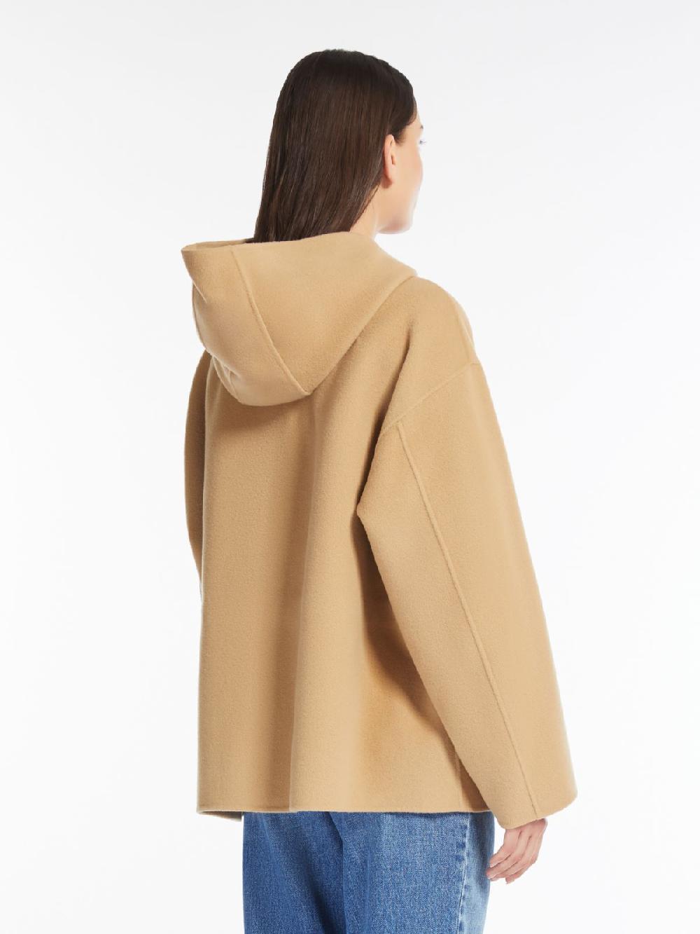 Weekend Cappotto in lana con cappuccio In Linea
