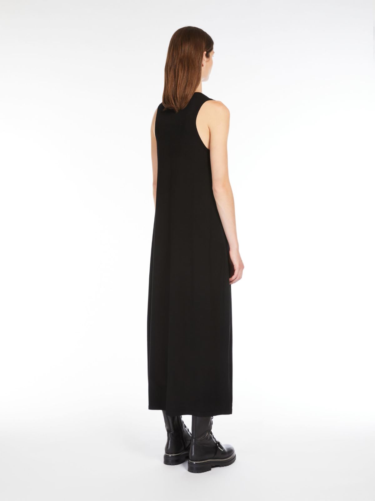 Weekend Abito smanicato in viscosa stretch Affare Del Giorno
