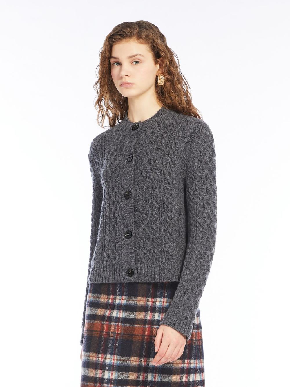 Weekend Cardigan in lana a trecce Negozio