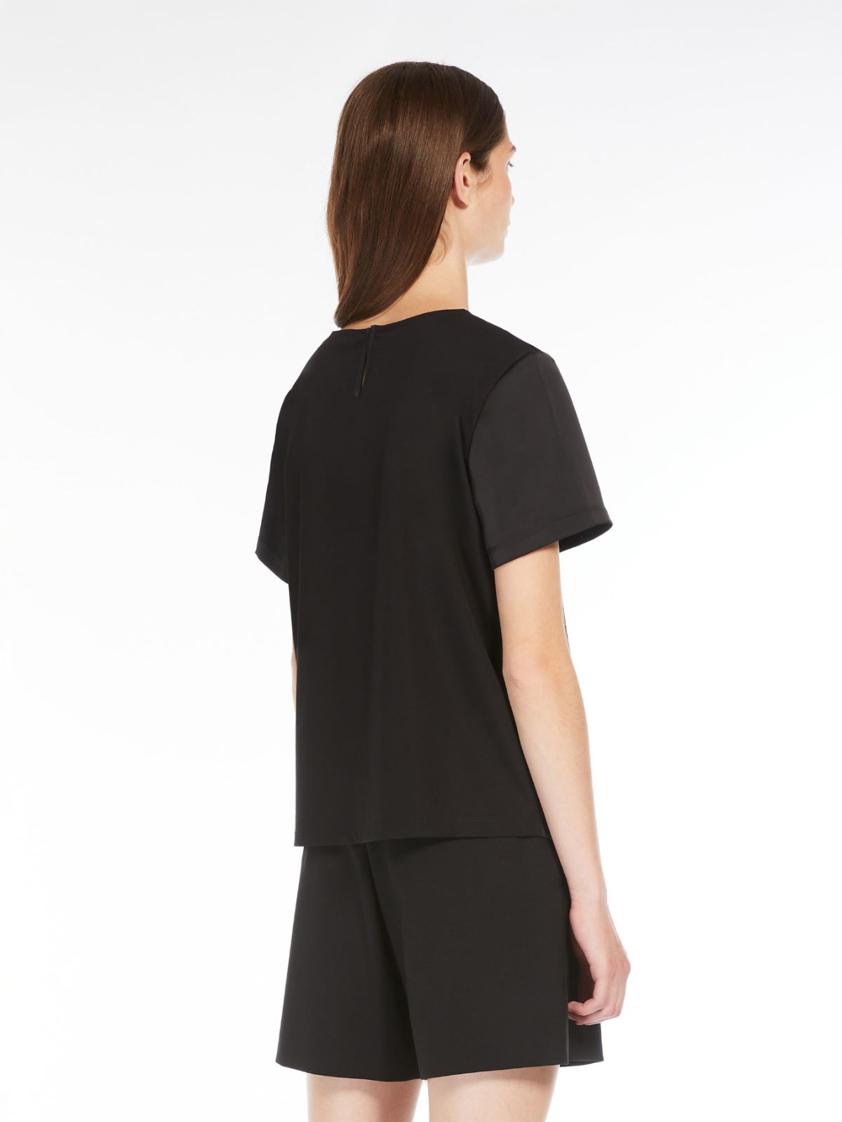 Weekend T-shirt in raso e jersey Economico