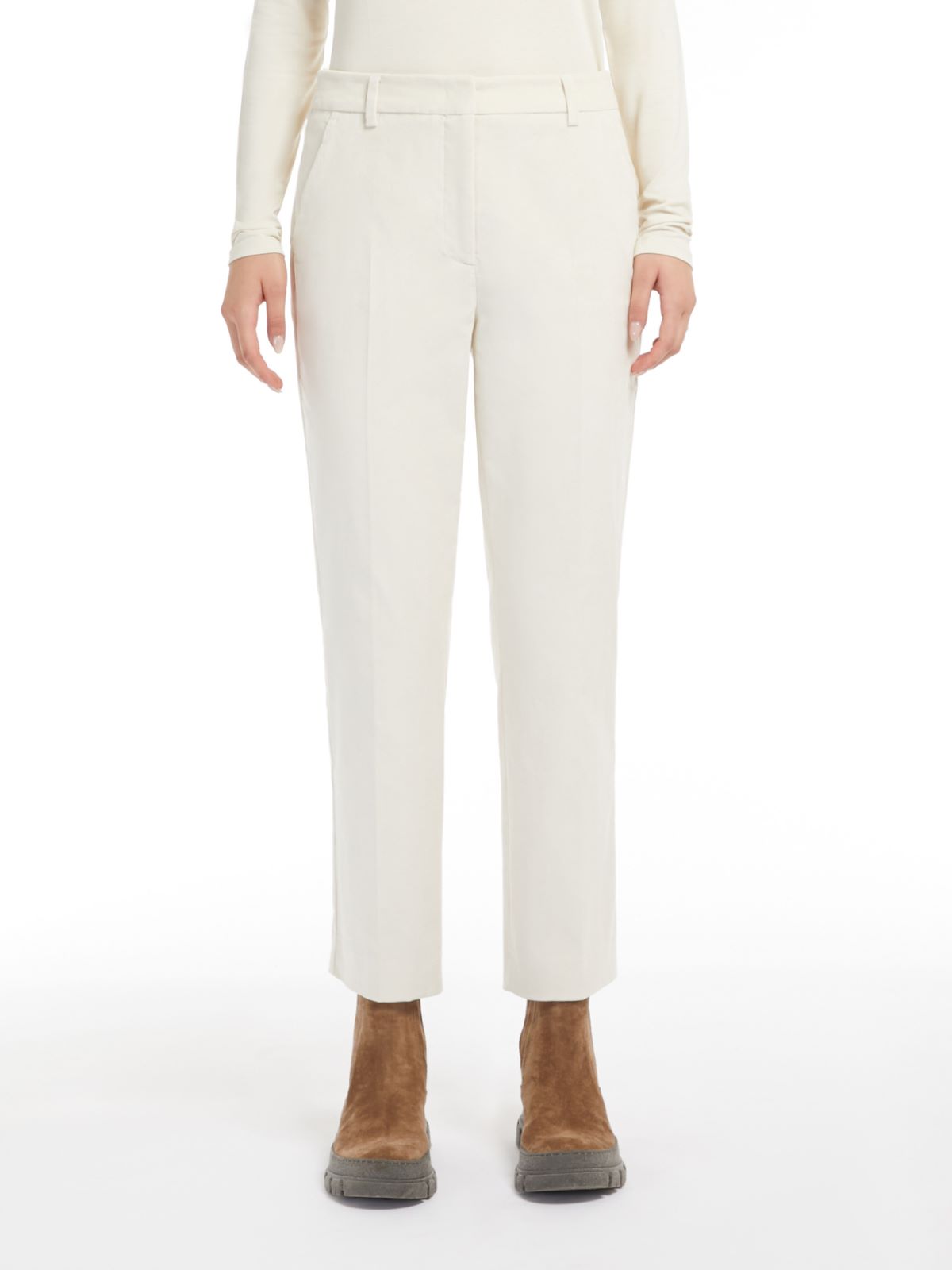 Weekend Pantalone in velluto a coste Fino Al -60%