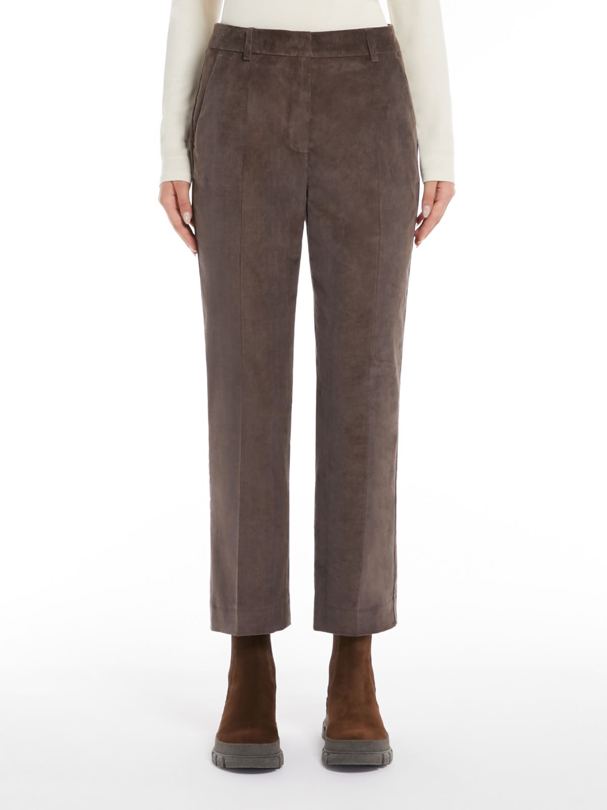 Weekend Pantalone in velluto a coste Affare Del Giorno