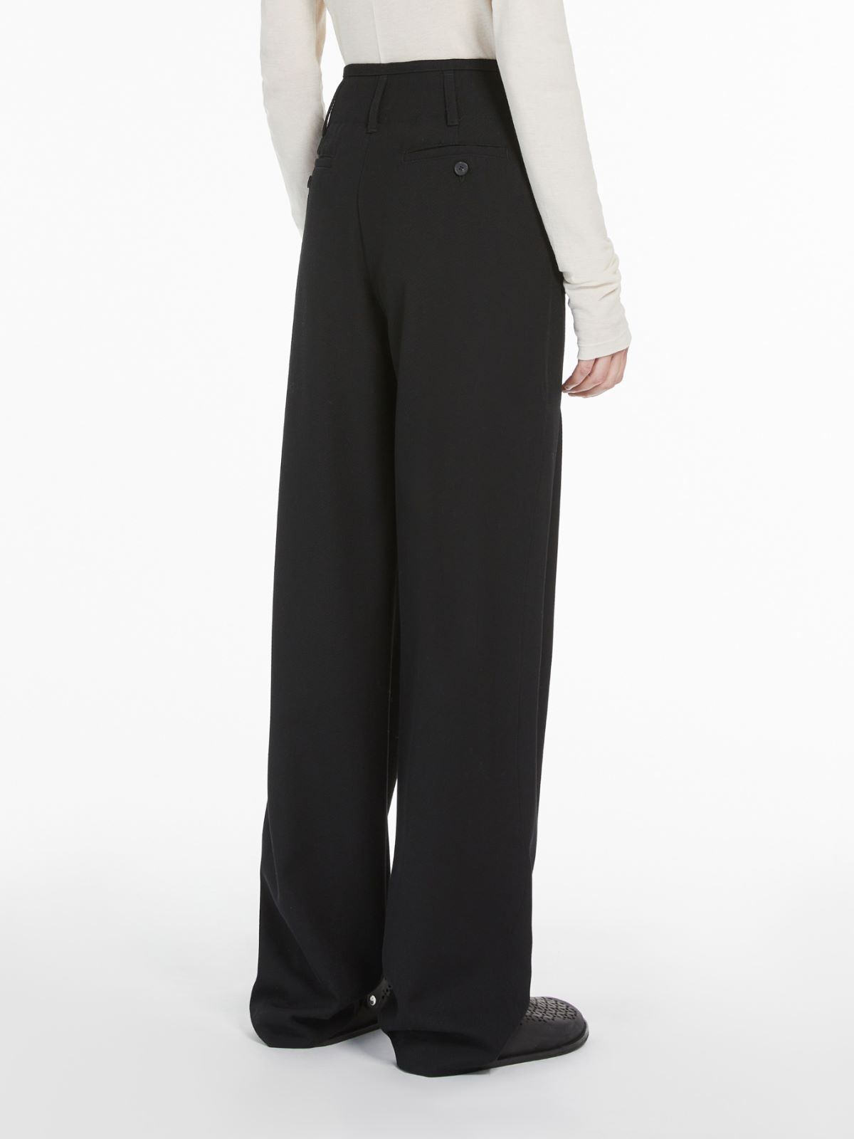 Weekend Pantalone ampio in mista lana Convenienza