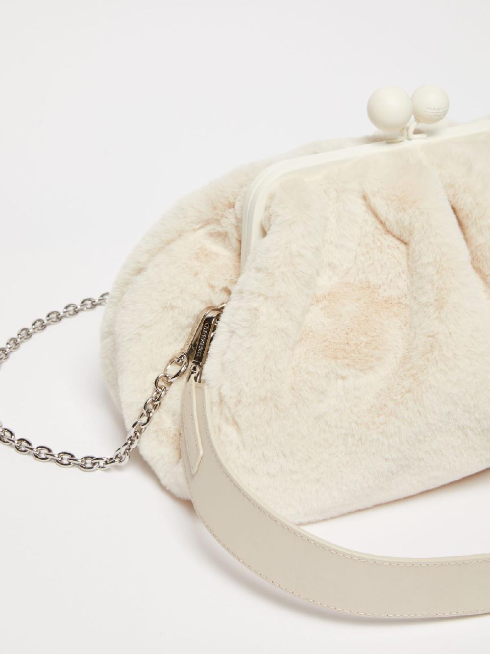 Weekend Pasticcino Bag Medium in tessuto extra soft furry Spedizione Gratuita