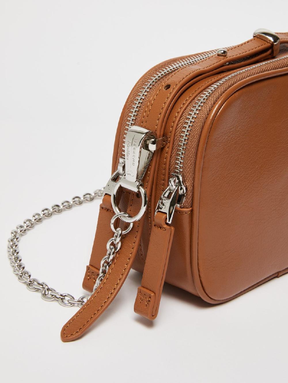 Weekend Mini bag in nappa lucida Qualità Garantita