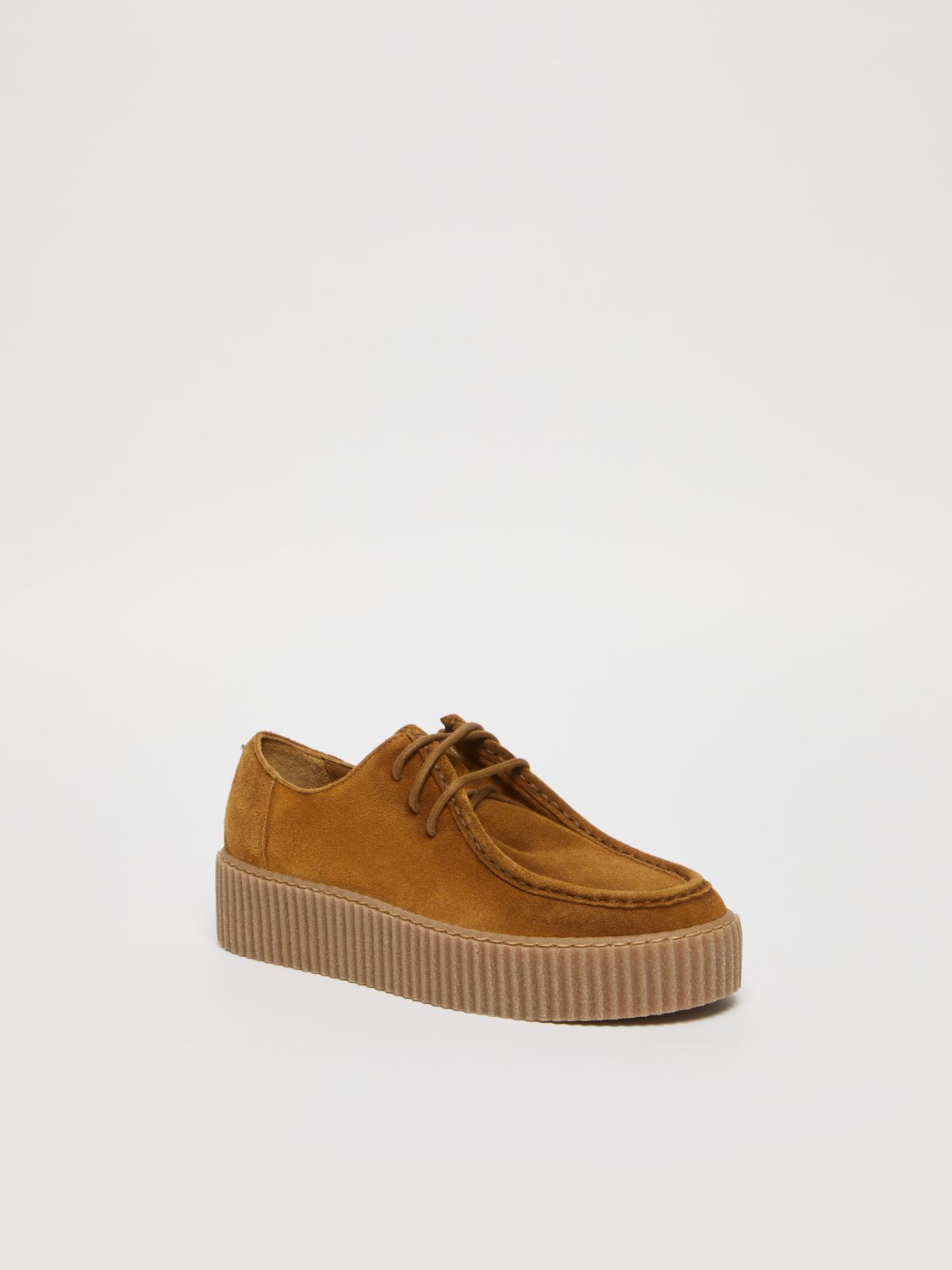 Weekend Polacchino in pelle scamosciata Fino al 65% di sconto