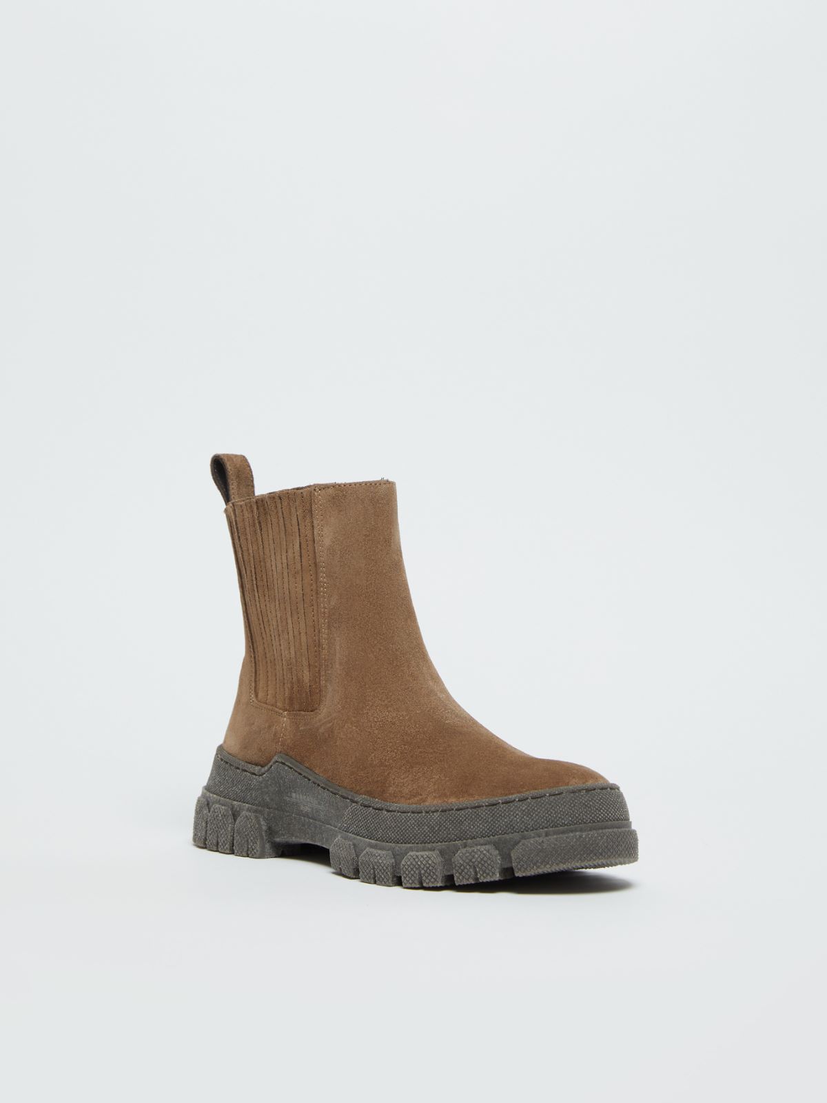 Weekend Stivaletto chelsea in crosta Outlet