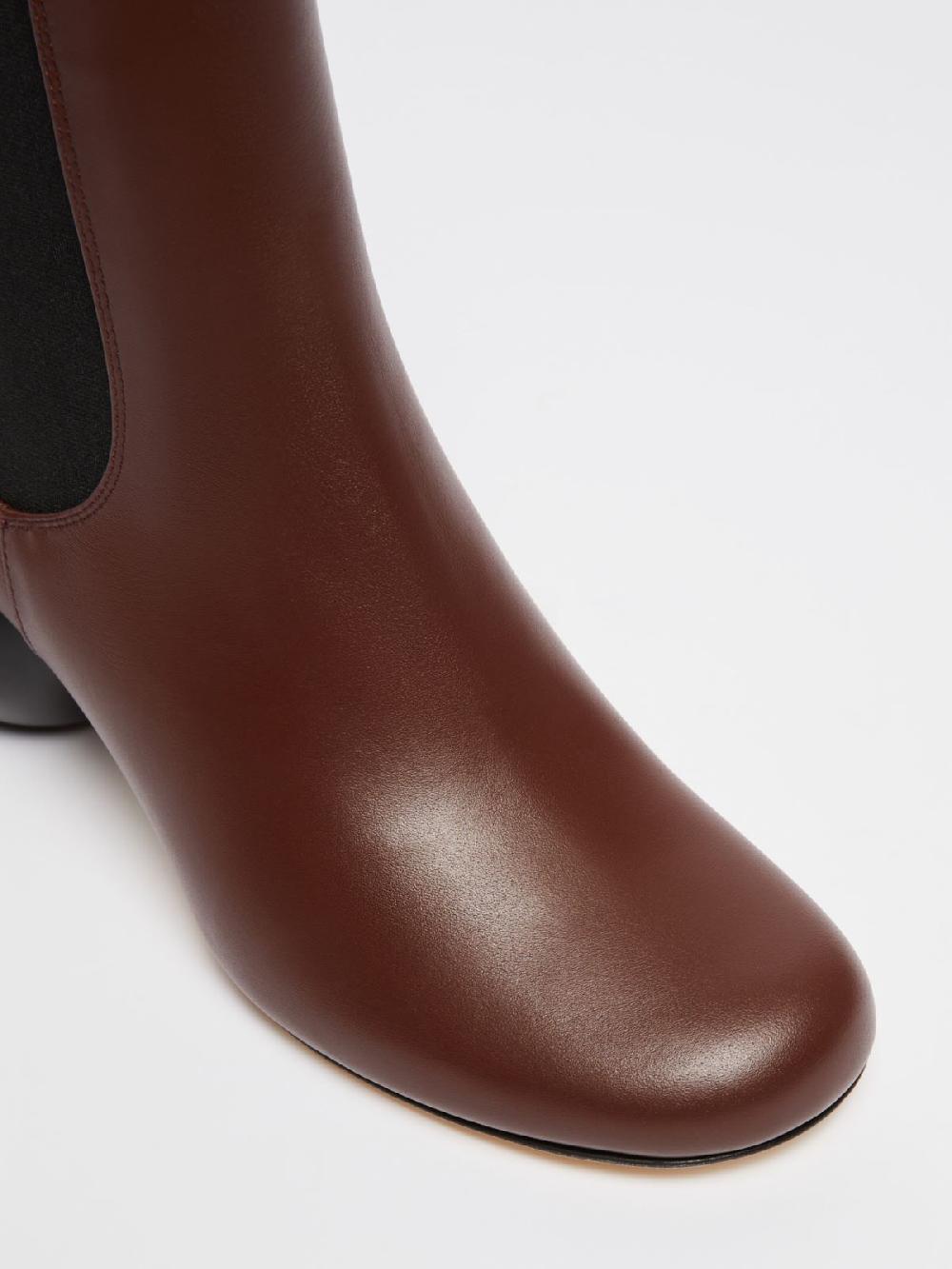 Weekend Chelsea boot con maxi boule 2025