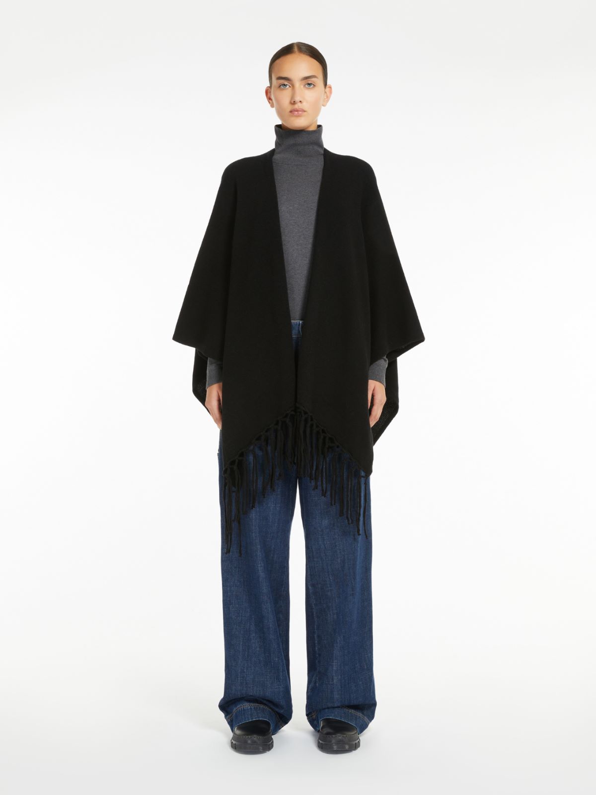 Weekend Poncho in pura lana Outlet